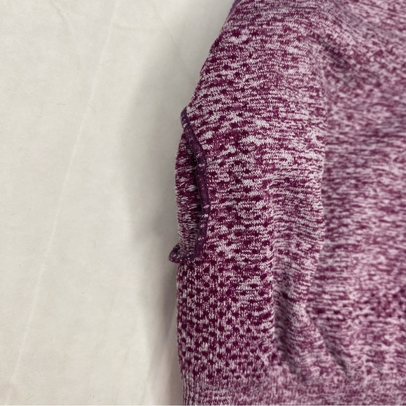 Gymshark Vital Seamless Athletic Sports Bra in Purple / Womens XS - Picture 7 of 11